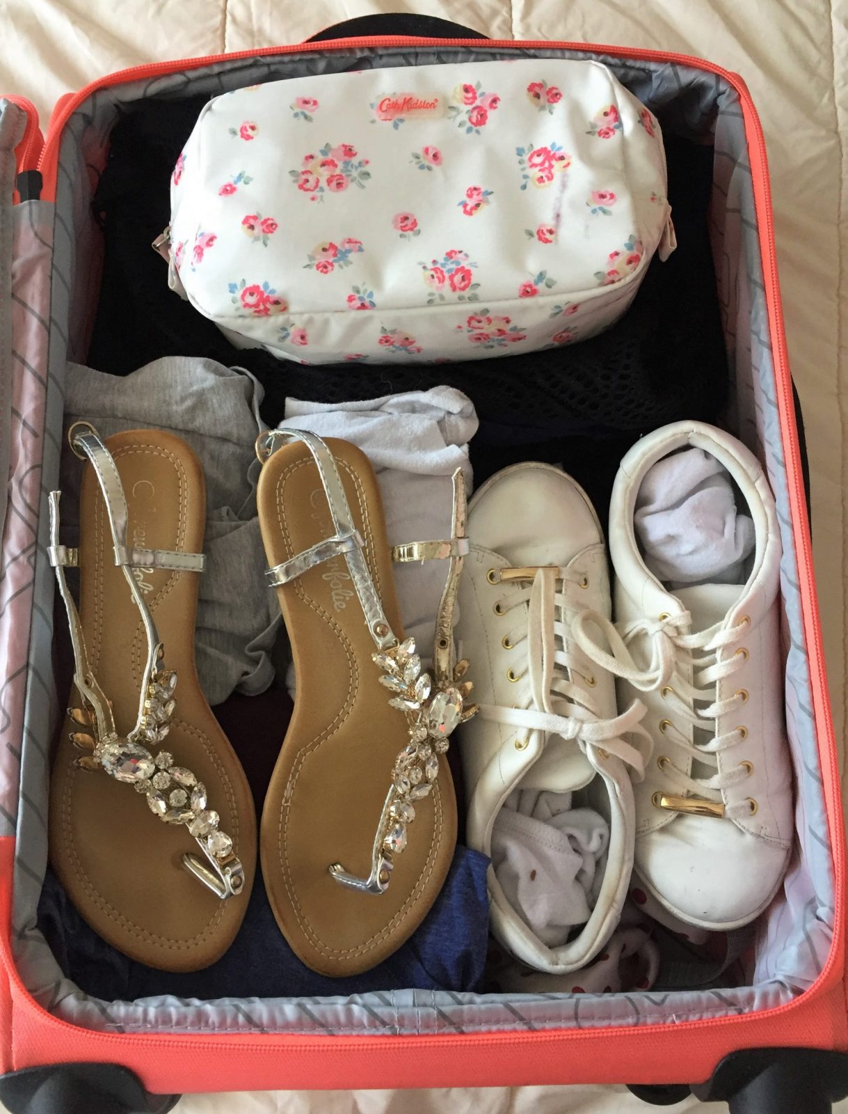 Howling Packing Tips My Top 5 Packing Tips And Tricks